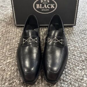 BARKER BLACK WOLFE CROSS BONES LOAFER NEW